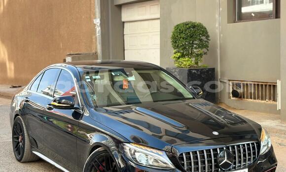 Acheter Import Voiture Mercedes-Benz C-Classe Noir à Dakar, Dakar Acheter Import Voiture Mercedes-Benz C-Classe Noir à Dakar, Dakar