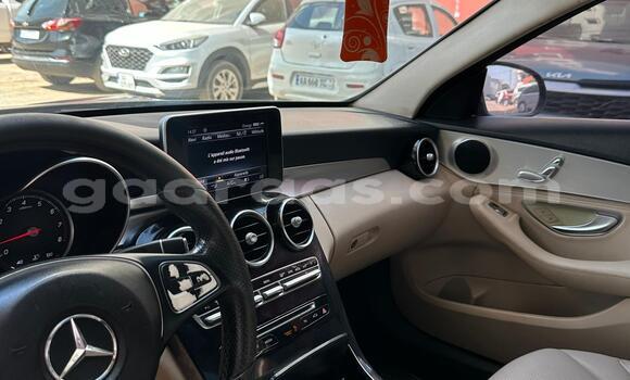 Acheter Import Voiture Mercedes-Benz C-Classe Noir à Dakar, Dakar Acheter Import Voiture Mercedes-Benz C-Classe Noir à Dakar, Dakar