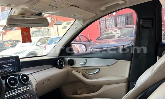 Acheter Import Voiture Mercedes-Benz C-Classe Noir à Dakar, Dakar Acheter Import Voiture Mercedes-Benz C-Classe Noir à Dakar, Dakar