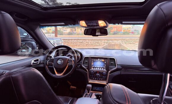 Buy Import Jeep Grand Cherokee Silver Car in Dakar in Dakar Buy Import Jeep Grand Cherokee Silver Car in Dakar in Dakar