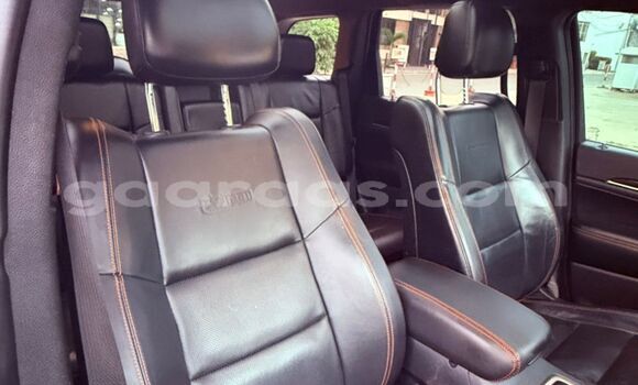 Buy Import Jeep Grand Cherokee Silver Car in Dakar in Dakar Buy Import Jeep Grand Cherokee Silver Car in Dakar in Dakar