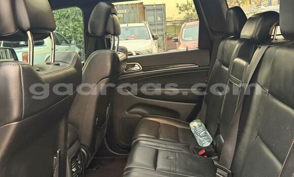 Buy Import Jeep Grand Cherokee Silver Car in Dakar in Dakar Buy Import Jeep Grand Cherokee Silver Car in Dakar in Dakar