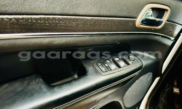 Dieundeu Imported Jeep Grand Cherokee White Auto in Dakar in Dakar Dieundeu Imported Jeep Grand Cherokee White Auto in Dakar in Dakar