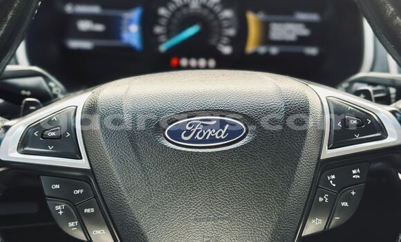 Acheter Import Voiture Ford Edge Noir à Dakar, Dakar Acheter Import Voiture Ford Edge Noir à Dakar, Dakar