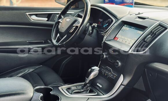 Acheter Import Voiture Ford Edge Noir à Dakar, Dakar Acheter Import Voiture Ford Edge Noir à Dakar, Dakar