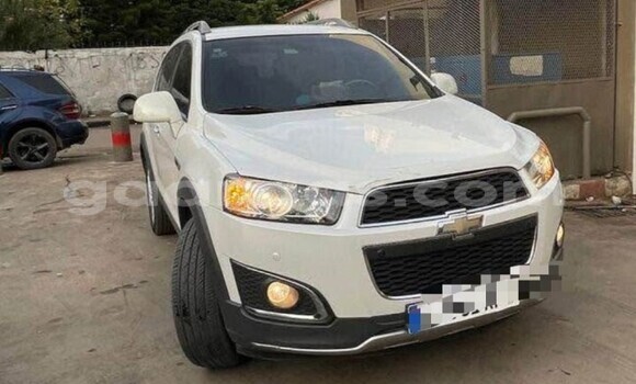 Dieundeu Occasion Chevrolet Captiva White Auto in Dakar in Dakar Dieundeu Occasion Chevrolet Captiva White Auto in Dakar in Dakar
