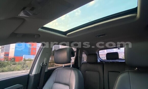 Dieundeu Occasion Chevrolet Captiva White Auto in Dakar in Dakar Dieundeu Occasion Chevrolet Captiva White Auto in Dakar in Dakar