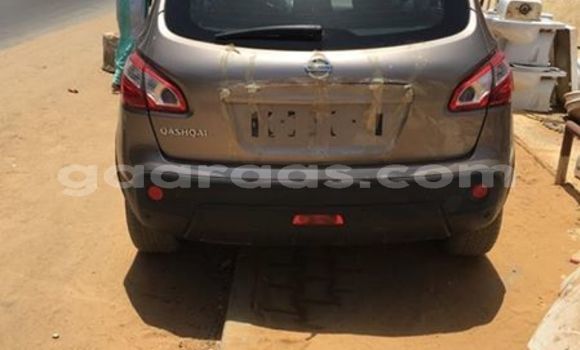 Buy Used Nissan Qashqai Beige Car in Dakar in Dakar Buy Used Nissan Qashqai Beige Car in Dakar in Dakar