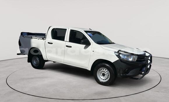Dieundeu Occasion Toyota Hilux White Auto in Dakar in Dakar Dieundeu Occasion Toyota Hilux White Auto in Dakar in Dakar