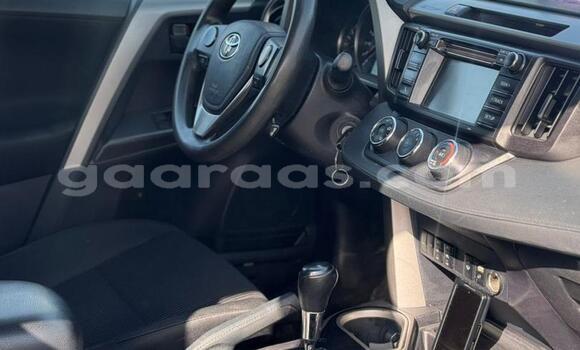 Acheter Import Voiture Toyota RAV4 Gris à Damniadio, Dakar Acheter Import Voiture Toyota RAV4 Gris à Damniadio, Dakar