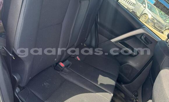 Acheter Import Voiture Toyota RAV4 Gris à Damniadio, Dakar Acheter Import Voiture Toyota RAV4 Gris à Damniadio, Dakar