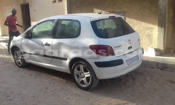Buy Used Peugeot 307 White Car in Dakar in Dakar Buy Used Peugeot 307 White Car in Dakar in Dakar