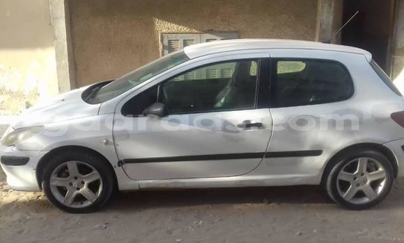 Buy Used Peugeot 307 White Car in Dakar in Dakar Buy Used Peugeot 307 White Car in Dakar in Dakar