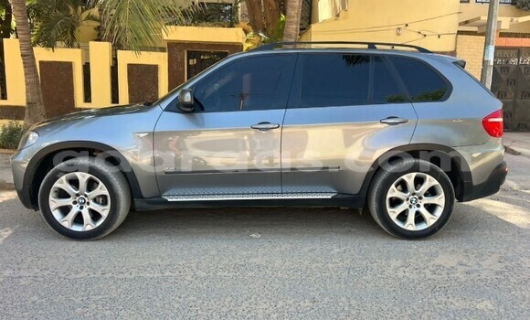 Dieundeu Occasion BMW X5 Silver Auto in Dakar in Dakar Dieundeu Occasion BMW X5 Silver Auto in Dakar in Dakar