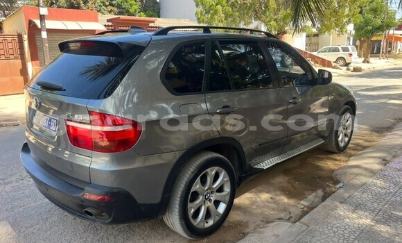 Dieundeu Occasion BMW X5 Silver Auto in Dakar in Dakar Dieundeu Occasion BMW X5 Silver Auto in Dakar in Dakar
