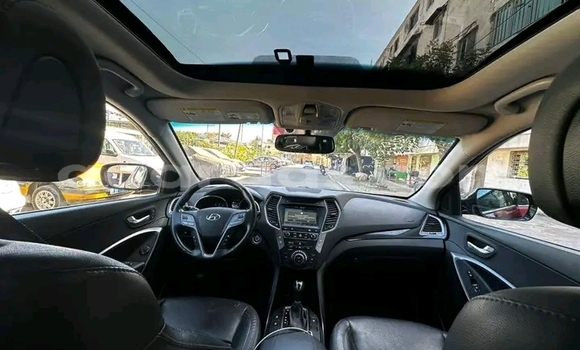 Buy Used Hyundai Santa Fe Red Car in Dakar in Dakar Buy Used Hyundai Santa Fe Red Car in Dakar in Dakar