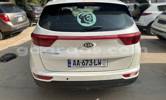 Acheter Occasion Voiture Kia Sportage Blanc à Dakar, Dakar Acheter Occasion Voiture Kia Sportage Blanc à Dakar, Dakar