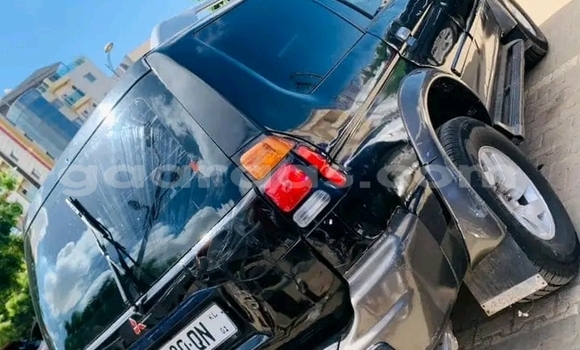 Buy Used Mitsubishi Nativa Black Car in Dakar in Dakar Buy Used Mitsubishi Nativa Black Car in Dakar in Dakar