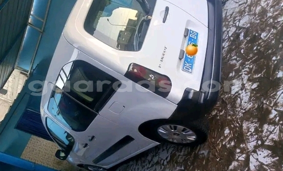 Acheter Occasion Voiture Peugeot Partner Blanc à Dakar, Dakar Acheter Occasion Voiture Peugeot Partner Blanc à Dakar, Dakar