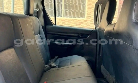 Dieundeu Occasion Toyota Hilux White Auto in Dakar in Dakar Dieundeu Occasion Toyota Hilux White Auto in Dakar in Dakar