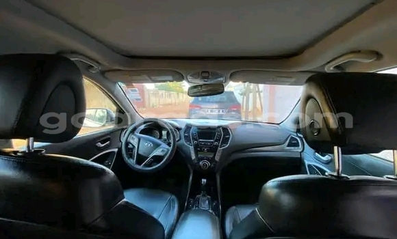 Acheter Occasion Voiture Hyundai Santa Fe Blanc à Dakar, Dakar Acheter Occasion Voiture Hyundai Santa Fe Blanc à Dakar, Dakar