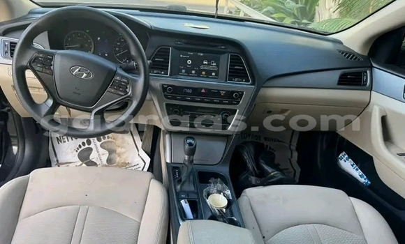 Buy Used Hyundai Sonata Black Car in Dakar in Dakar
