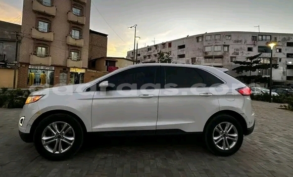 Acheter Occasion Voiture Ford Edge Blanc à Dakar, Dakar Acheter Occasion Voiture Ford Edge Blanc à Dakar, Dakar