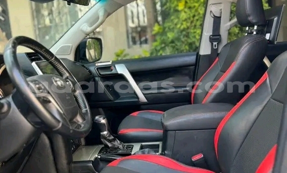 Dieundeu Occasion Toyota Prado White Auto in Dakar in Dakar Dieundeu Occasion Toyota Prado White Auto in Dakar in Dakar