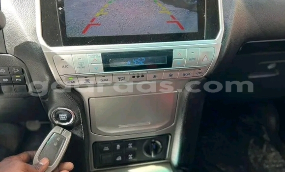 Dieundeu Occasion Toyota Prado White Auto in Dakar in Dakar Dieundeu Occasion Toyota Prado White Auto in Dakar in Dakar