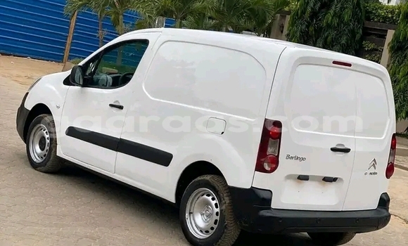 Dieundeu Occasion Peugeot Partner White Auto in Dakar in Dakar Dieundeu Occasion Peugeot Partner White Auto in Dakar in Dakar