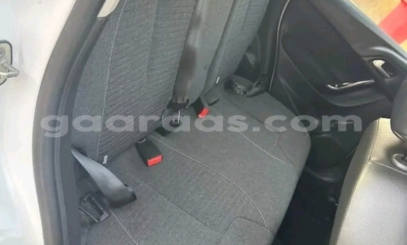 Buy Used Citroen C3 White Car in Dakar in Dakar Buy Used Citroen C3 White Car in Dakar in Dakar