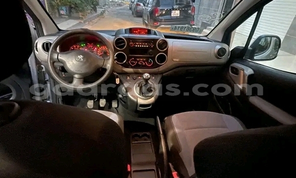 Acheter Occasion Voiture Peugeot Partner Autre à Dakar, Dakar Acheter Occasion Voiture Peugeot Partner Autre à Dakar, Dakar