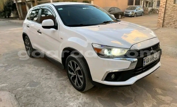 Buy Used Mitsubishi RVR White Car in Dakar in Dakar Buy Used Mitsubishi RVR White Car in Dakar in Dakar