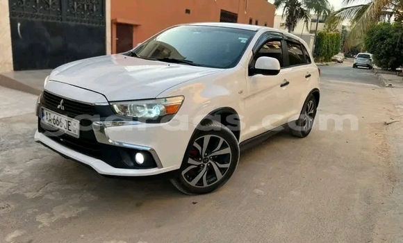 Buy Used Mitsubishi RVR White Car in Dakar in Dakar Buy Used Mitsubishi RVR White Car in Dakar in Dakar