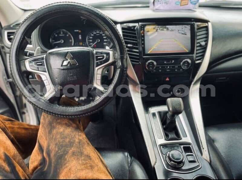 Big with watermark mitsubishi pajero sport dakar dakar 27865