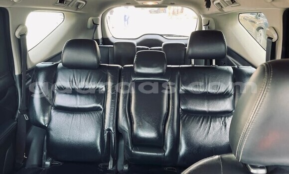 Buy Used Mitsubishi Pajero Sport Silver Car in Dakar in Dakar Buy Used Mitsubishi Pajero Sport Silver Car in Dakar in Dakar