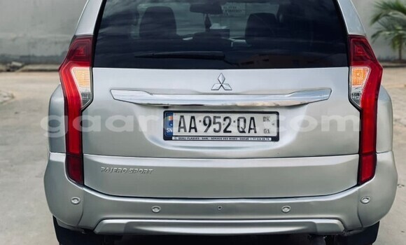 Buy Used Mitsubishi Pajero Sport Silver Car in Dakar in Dakar Buy Used Mitsubishi Pajero Sport Silver Car in Dakar in Dakar