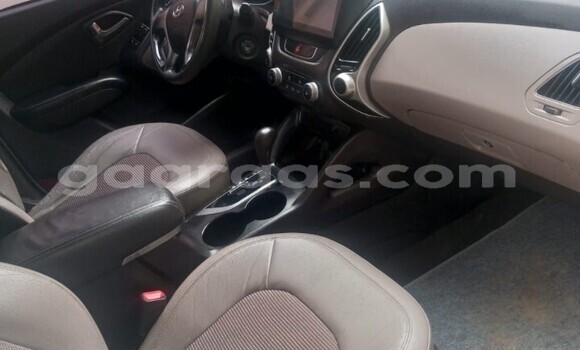 Acheter Occasion Voiture Hyundai Tucson Blanc à Dakar, Dakar Acheter Occasion Voiture Hyundai Tucson Blanc à Dakar, Dakar