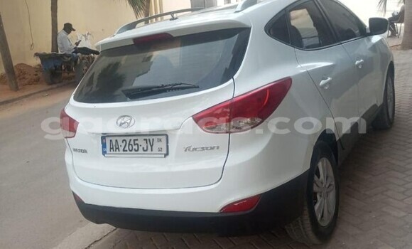 Acheter Occasion Voiture Hyundai Tucson Blanc à Dakar, Dakar Acheter Occasion Voiture Hyundai Tucson Blanc à Dakar, Dakar