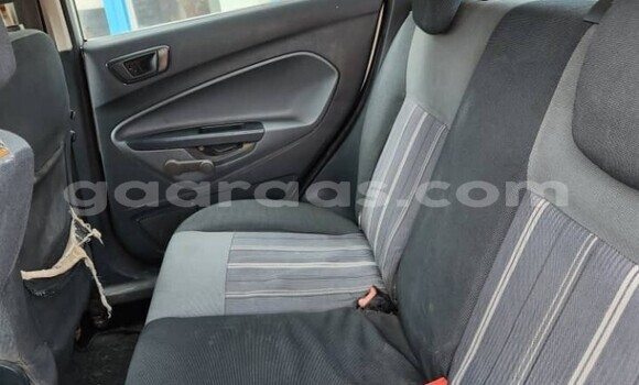 Dieundeu Occasion Ford Fiesta Silver Auto in Dakar in Dakar Dieundeu Occasion Ford Fiesta Silver Auto in Dakar in Dakar