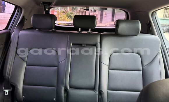 Acheter Import Voiture Kia Sportage Noir à Dakar, Dakar Acheter Import Voiture Kia Sportage Noir à Dakar, Dakar