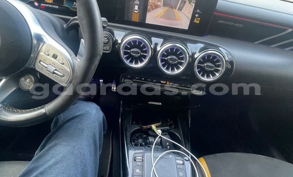 Acheter Occasion Voiture Mercedes‒Benz CLA-klasse AMG Blanc à Dakar, Dakar Acheter Occasion Voiture Mercedes‒Benz CLA-klasse AMG Blanc à Dakar, Dakar