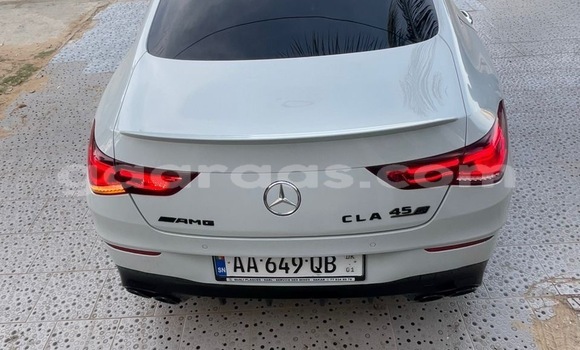 Acheter Occasion Voiture Mercedes‒Benz CLA-klasse AMG Blanc à Dakar, Dakar Acheter Occasion Voiture Mercedes‒Benz CLA-klasse AMG Blanc à Dakar, Dakar