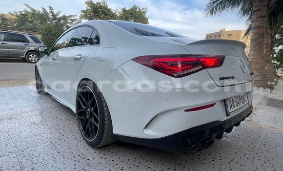 Acheter Occasion Voiture Mercedes‒Benz CLA-klasse AMG Blanc à Dakar, Dakar Acheter Occasion Voiture Mercedes‒Benz CLA-klasse AMG Blanc à Dakar, Dakar