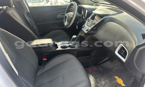 Buy Used Chevrolet Equinox White Car in Dakar in Dakar Buy Used Chevrolet Equinox White Car in Dakar in Dakar