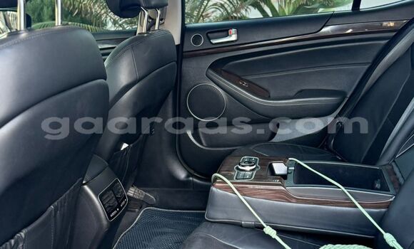 Acheter Import Voiture Kia K7 Noir à Dakar, Dakar Acheter Import Voiture Kia K7 Noir à Dakar, Dakar