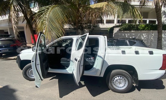 Acheter Occasion Voiture Mitsubishi L200 Blanc à Dakar, Dakar Acheter Occasion Voiture Mitsubishi L200 Blanc à Dakar, Dakar