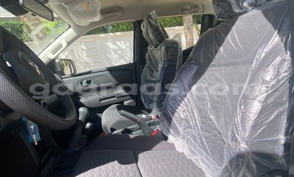 Acheter Occasion Voiture Mitsubishi L200 Blanc à Dakar, Dakar Acheter Occasion Voiture Mitsubishi L200 Blanc à Dakar, Dakar