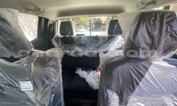 Acheter Occasion Voiture Mitsubishi L200 Blanc à Dakar, Dakar Acheter Occasion Voiture Mitsubishi L200 Blanc à Dakar, Dakar