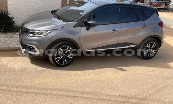 Dieundeu Occasion Renault Samsung Qm3 Brown Auto in Dakar in Dakar Dieundeu Occasion Renault Samsung Qm3 Brown Auto in Dakar in Dakar